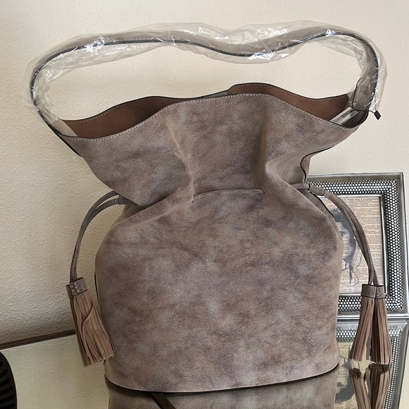 bucket purse - Picture 1 of 3